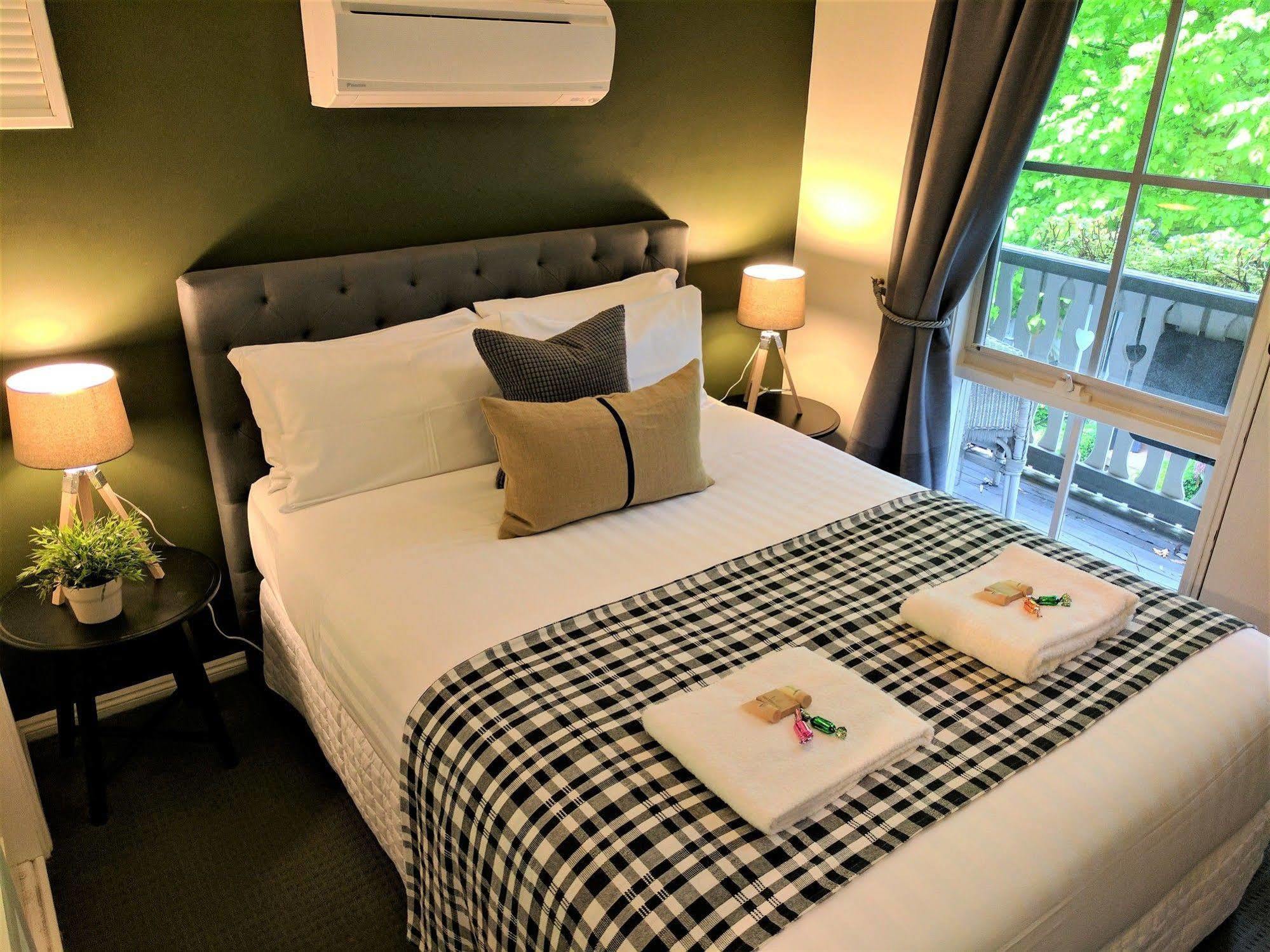 Annie Roes Luxury B&B Bend of Islands Zewnętrze zdjęcie
